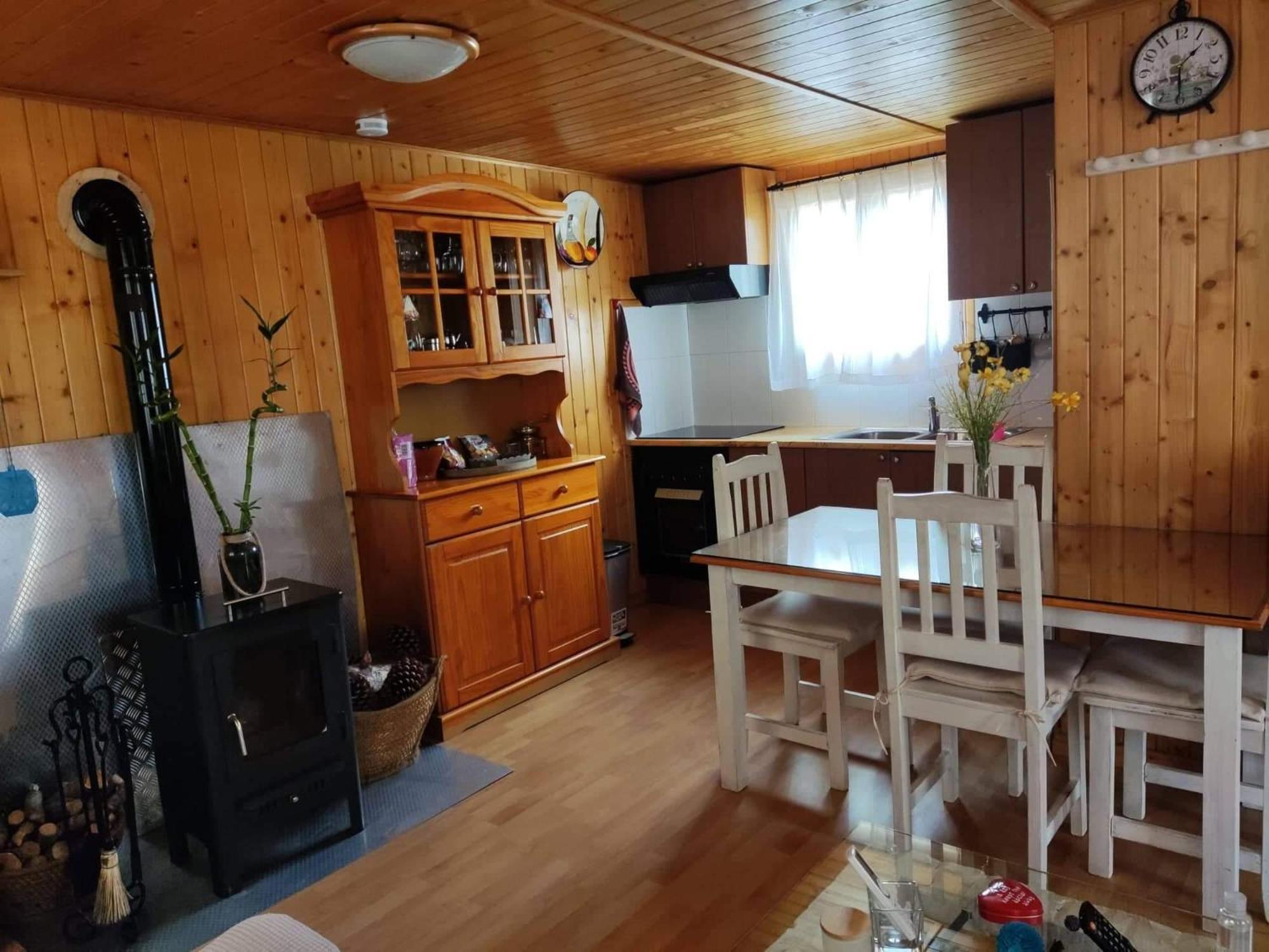 Cabana De Madera Especial Y Acogedora Cardenete Quarto foto