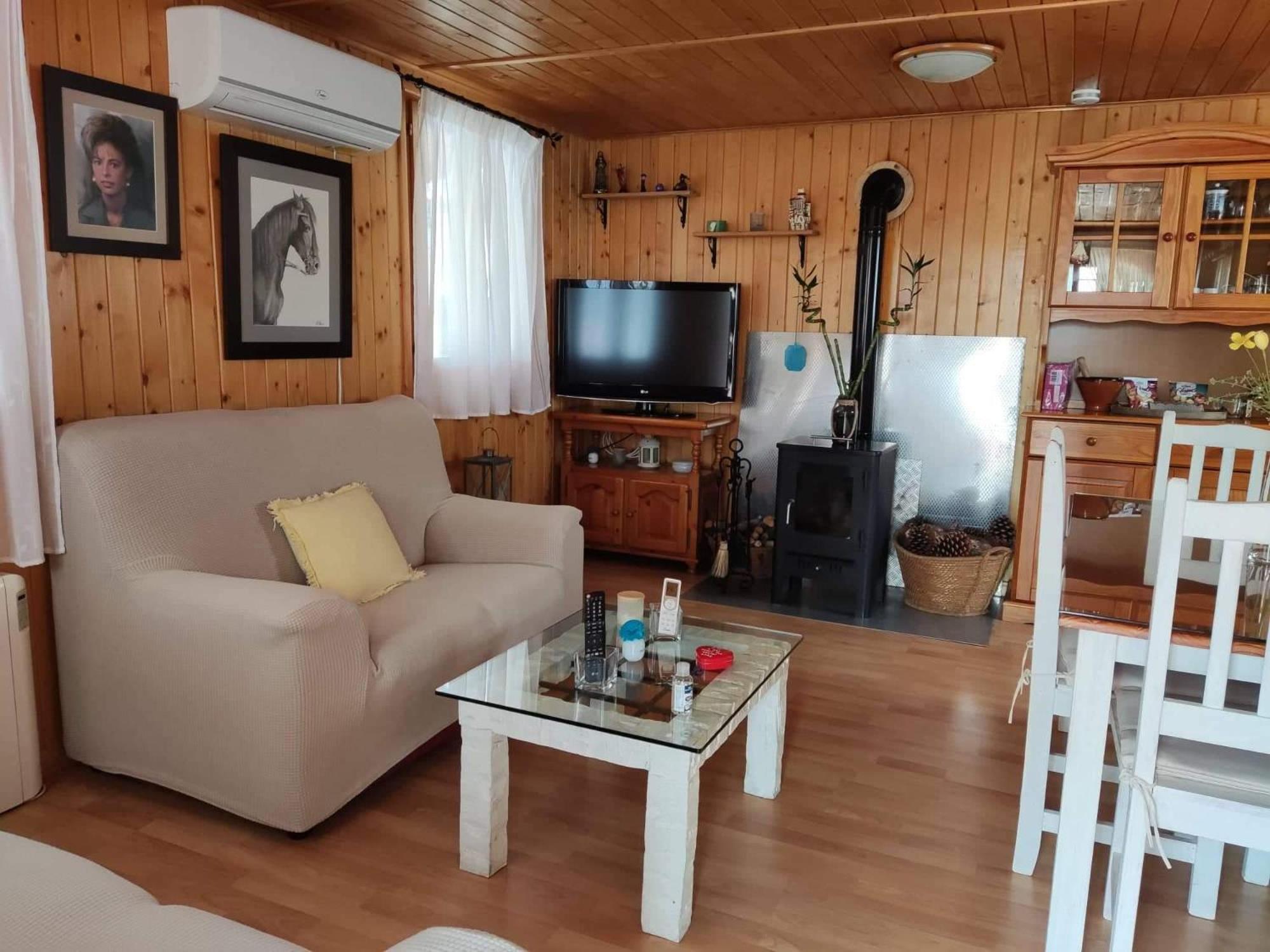Cabana De Madera Especial Y Acogedora Cardenete Quarto foto